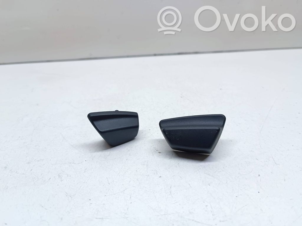 Przyciski sterowania fotela   6958530,8351451