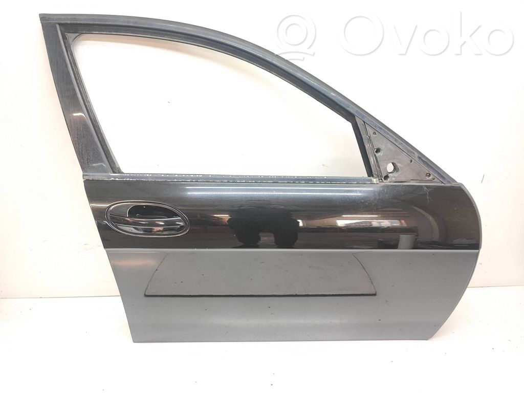 Tür vorne