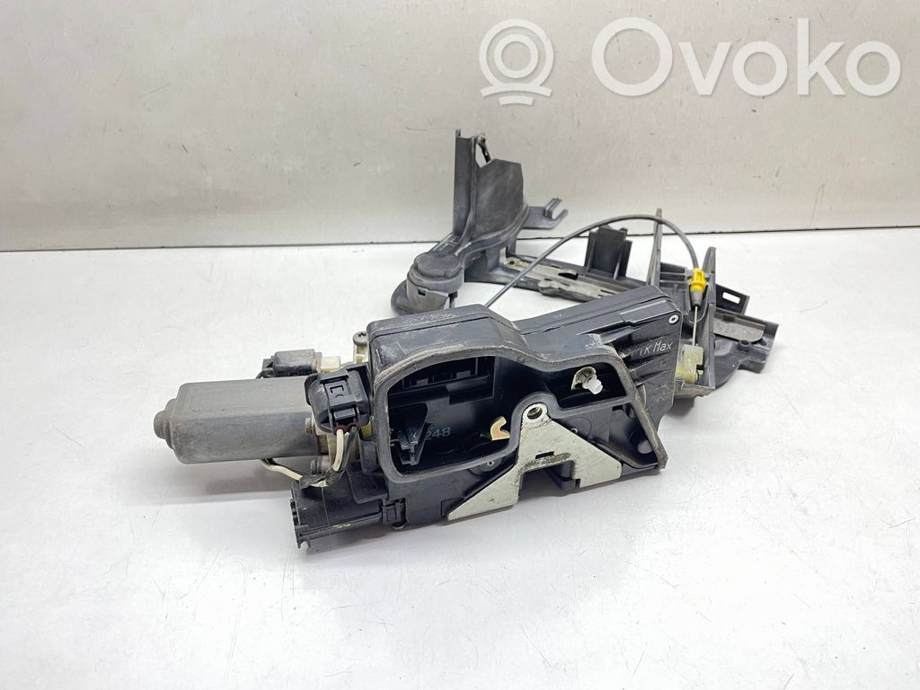 BMW 7 E65 E66 Etuoven lukko 
