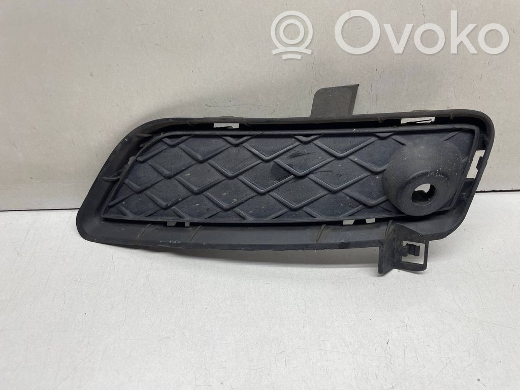 BMW X3 F25 Kratka dolna zderzaka przedniego 