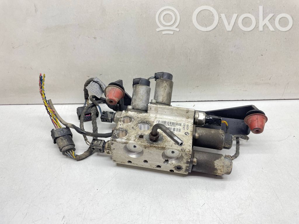 Active stabilizer control/valve assembly   6781487
