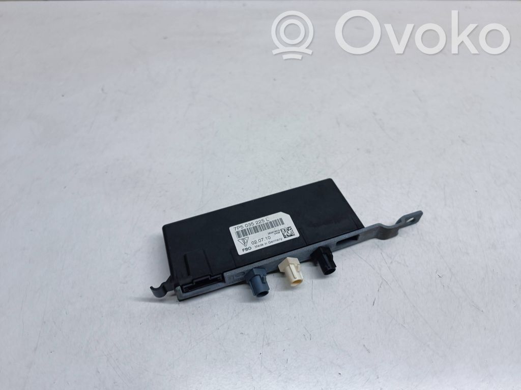Porsche Cayenne (92A) Amplificator antenă aeriană 