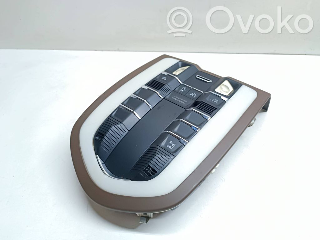 Porsche Cayenne (92A) Front seat light 