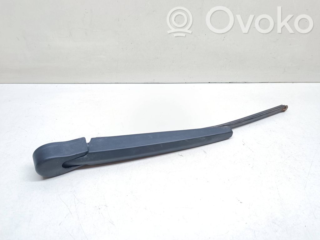 Brazo del limpiaparabrisas trasero   7118206,61627118206