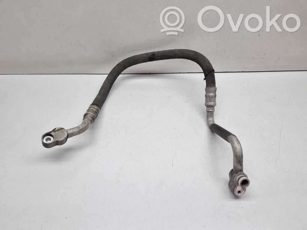 Audi A4 S4 B8 8K Tubo flessibile aria condizionata (A/C) 