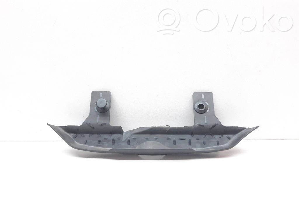 BMW 3 E90 E91 Other engine bay part 