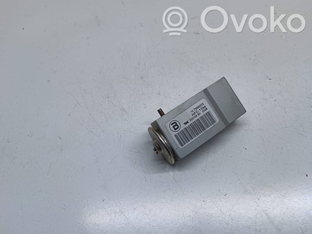 Audi A4 S4 B8 8K Klimaventil Expansionsventil 