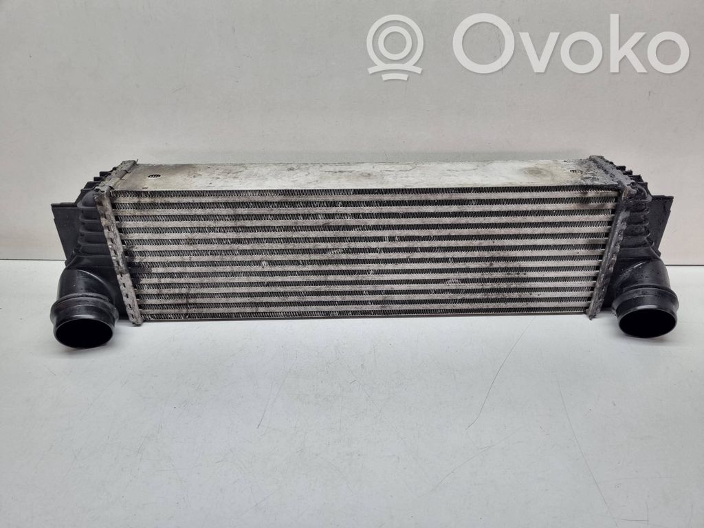 BMW 5 F10 F11 Interkūlerio radiatorius 