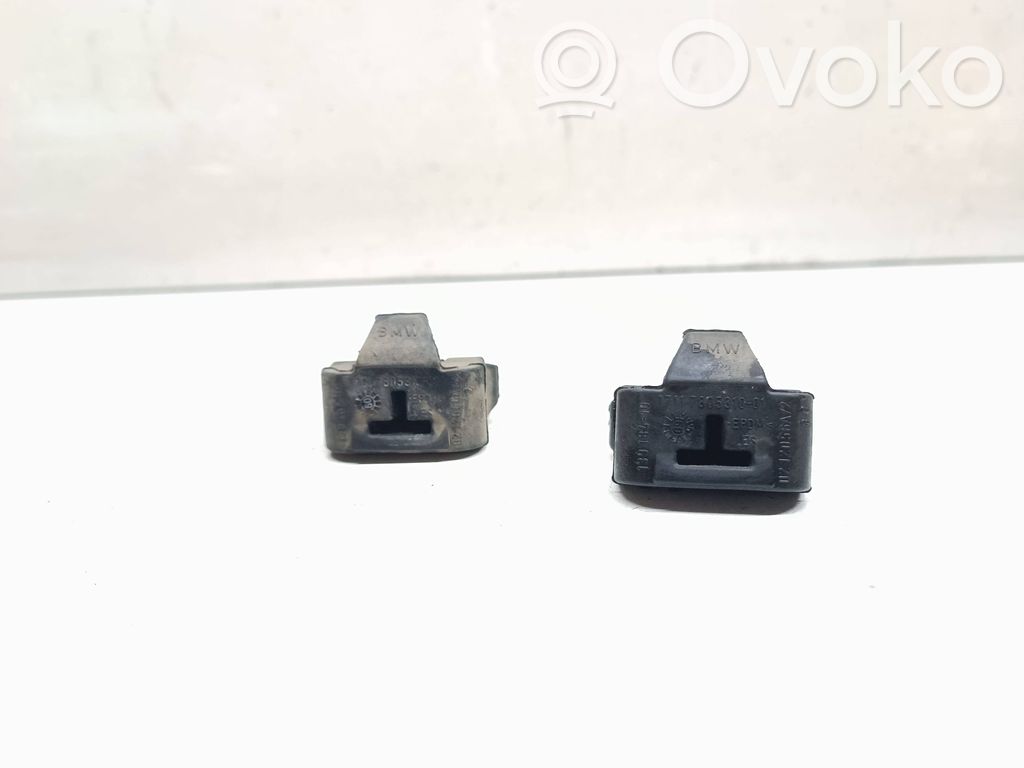 BMW 3 E90 E91 Radiator mount bracket 