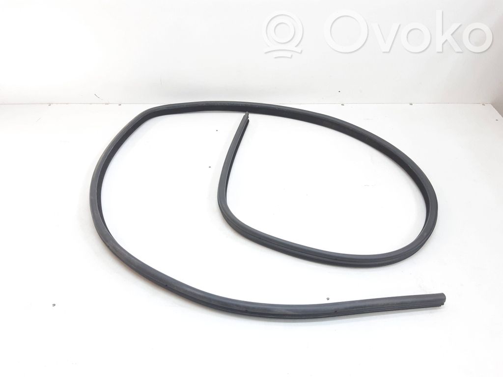 BMW 5 E60 E61 Etuoven kumitiiviste 
