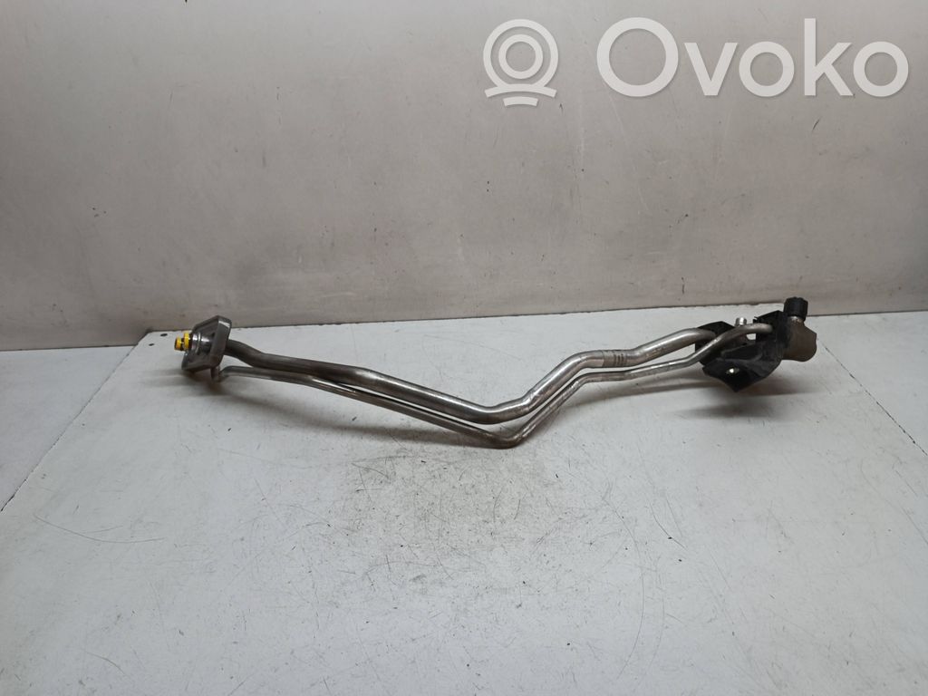 Ilmastointilaitteen putki (A/C)   6945725