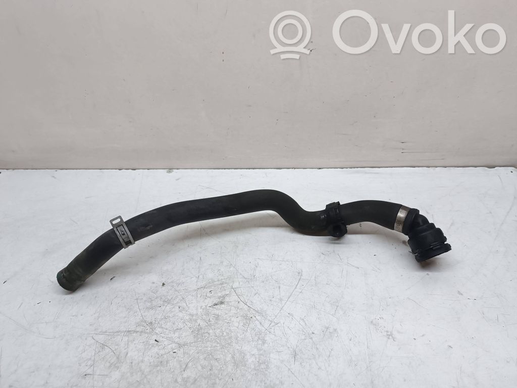BMW 3 E90 E91 Conductă/furtun lichid de răcire motor 