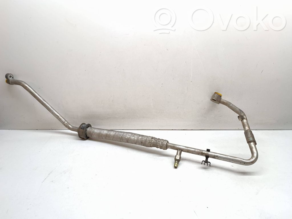BMW X5 E53 Ilmastointilaitteen putki (A/C) 