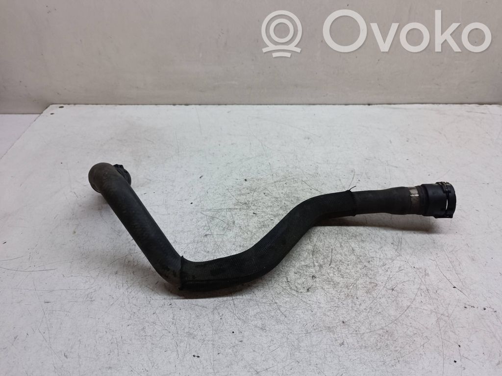 BMW X5 E53 Tubo flessibile del liquido di raffreddamento del motore 