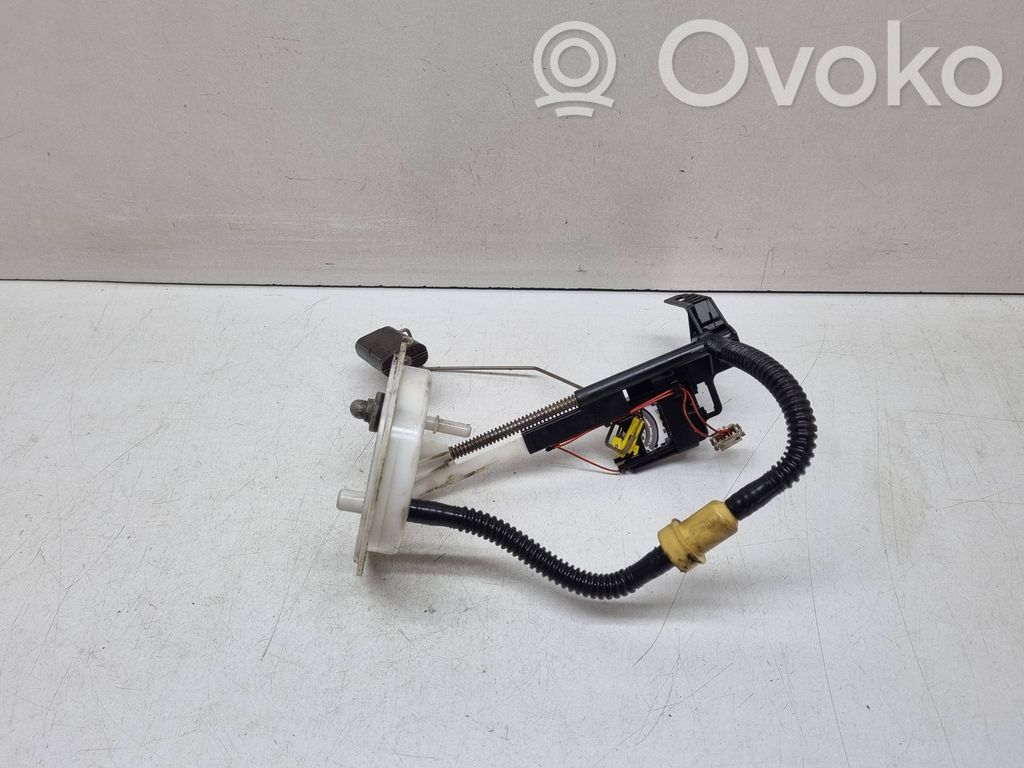 Fuel level sensor   6765849