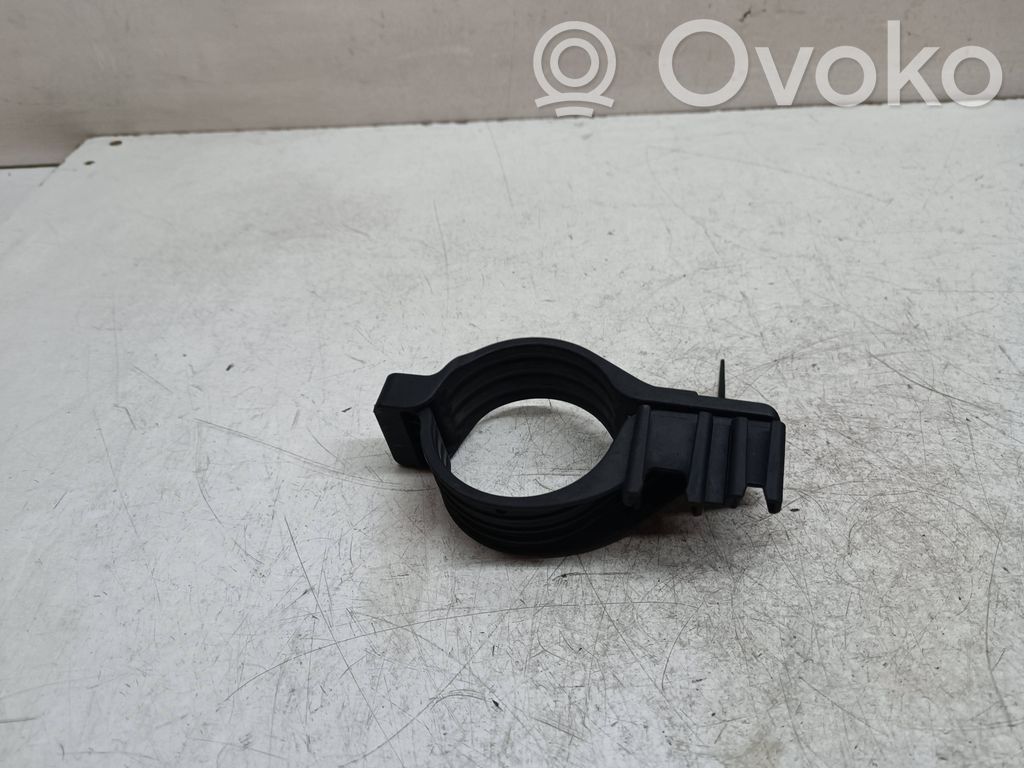 BMW 5 F10 F11 Bridă fixare filtru combustibil