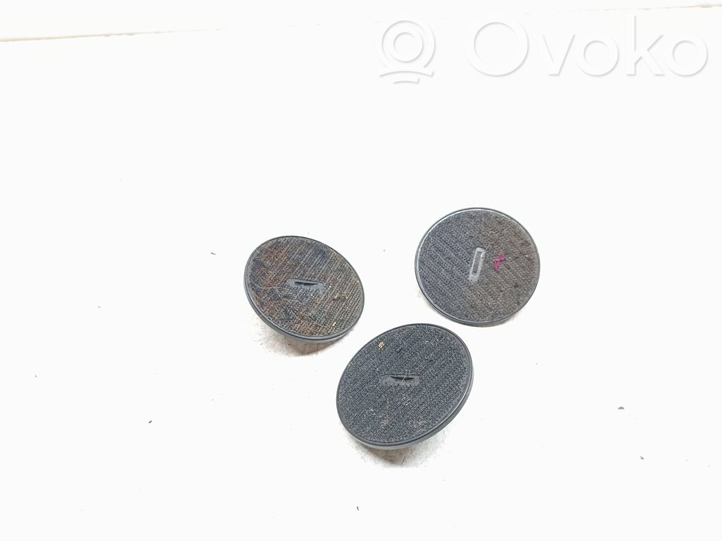 BMW 1 F20 F21 Clemă fixare covoraș 