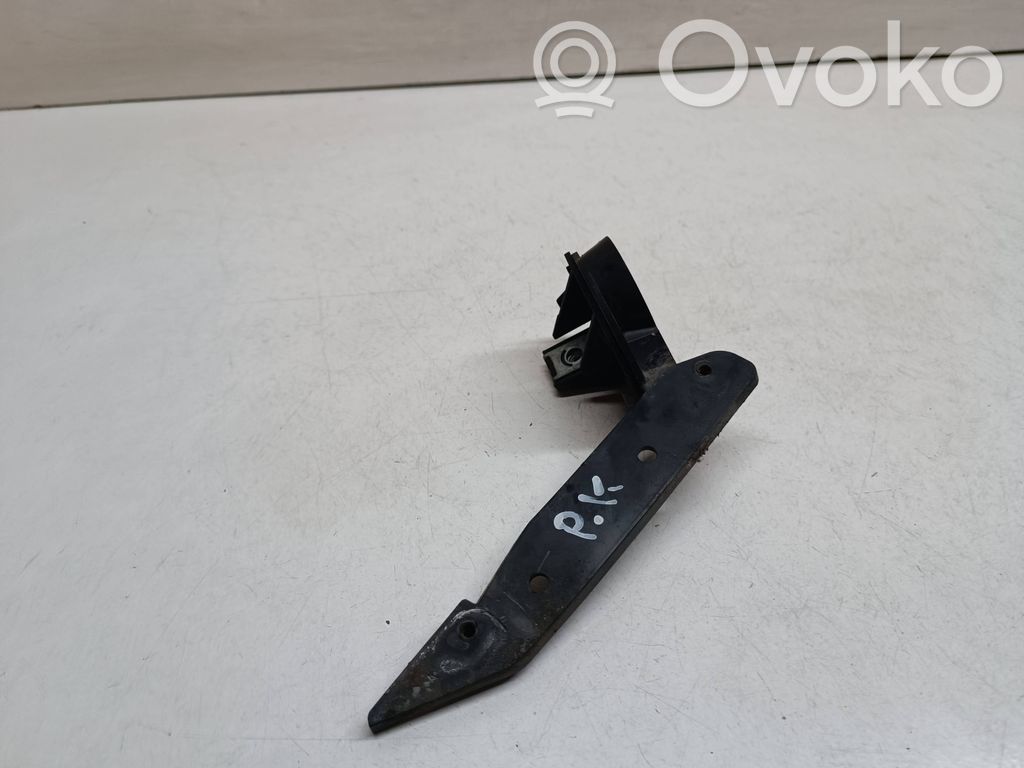 BMW 3 E90 E91 Soporte de montaje del guardabarros 