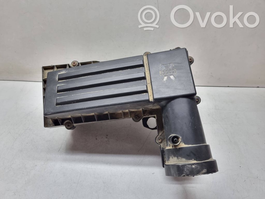 Volkswagen PASSAT B6 Scatola del filtro dell’aria
