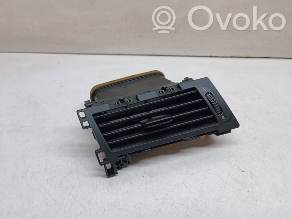 BMW 5 E60 E61 Grilă ventilație/ramă laterală bord 