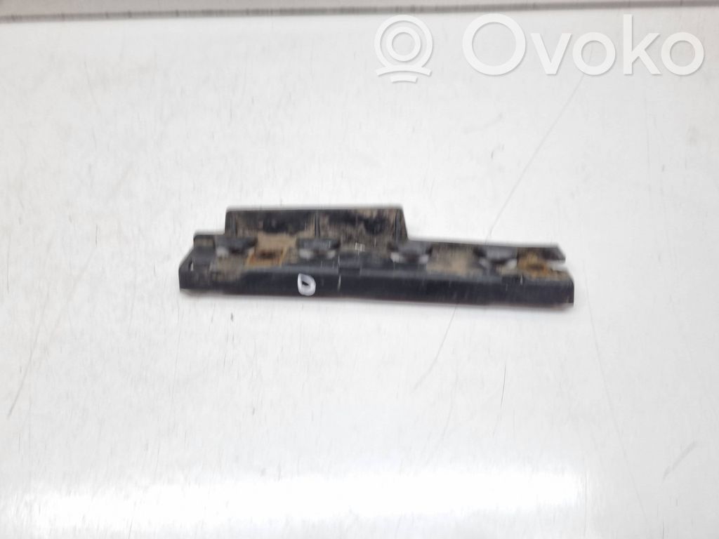 Front bumper mounting bracket   7066228,51777066228