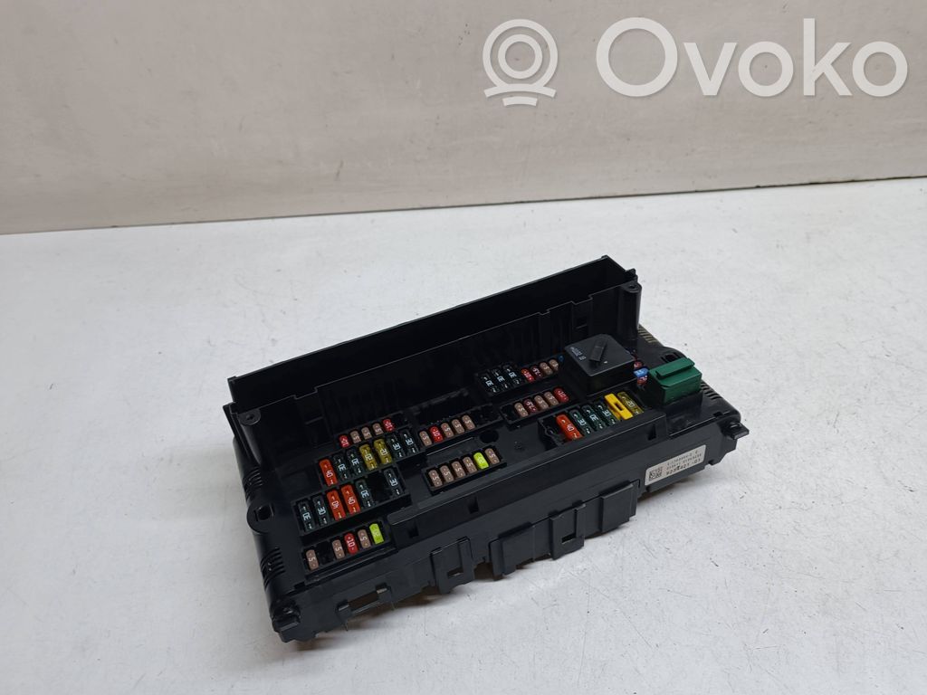 BMW 5 F10 F11 Sulakemoduuli 