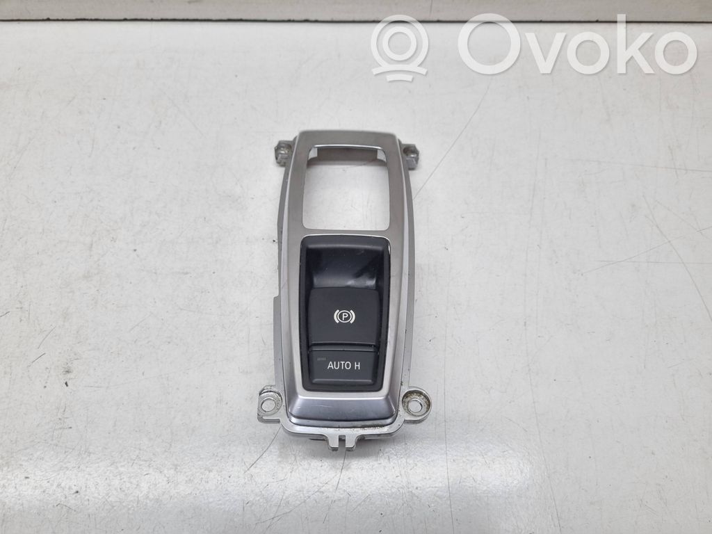 BMW X5 E70 Comutator frână parcare