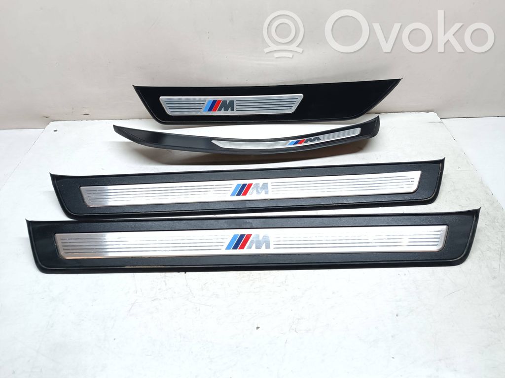 BMW 5 F10 F11 Set di rifiniture davanzale (interno)