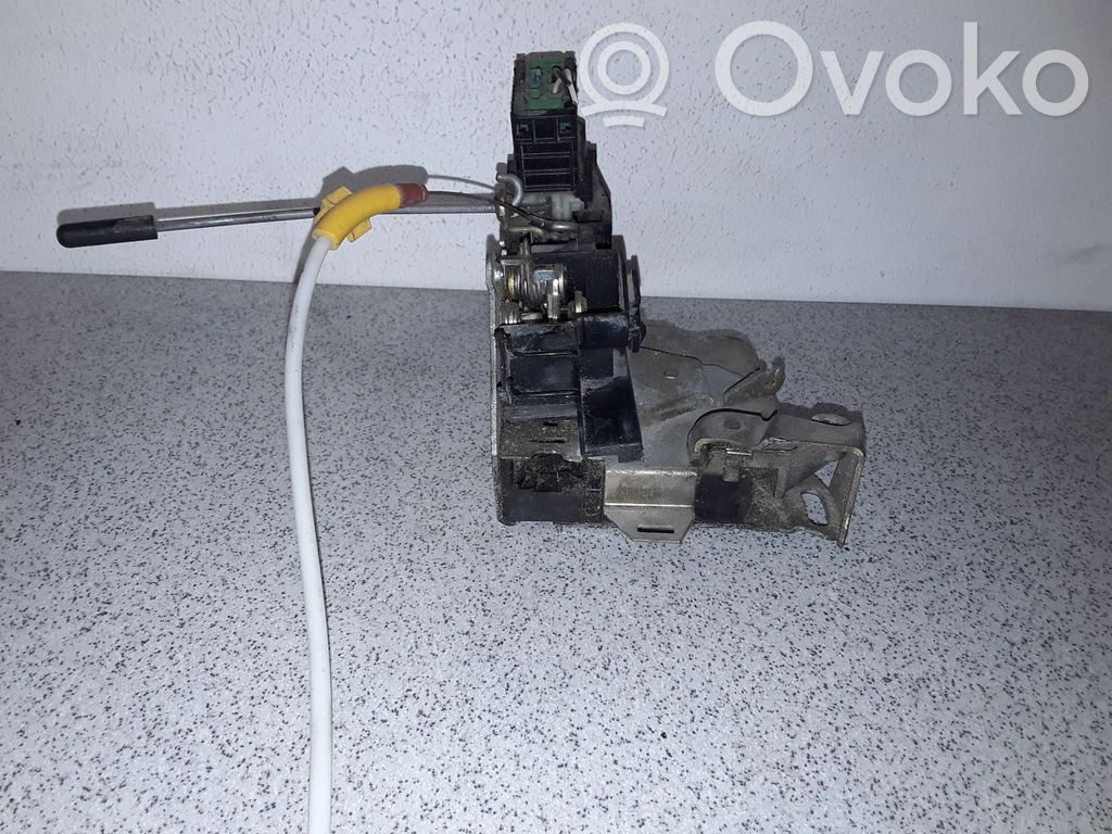 BMW 5 E39 Rear door lock 