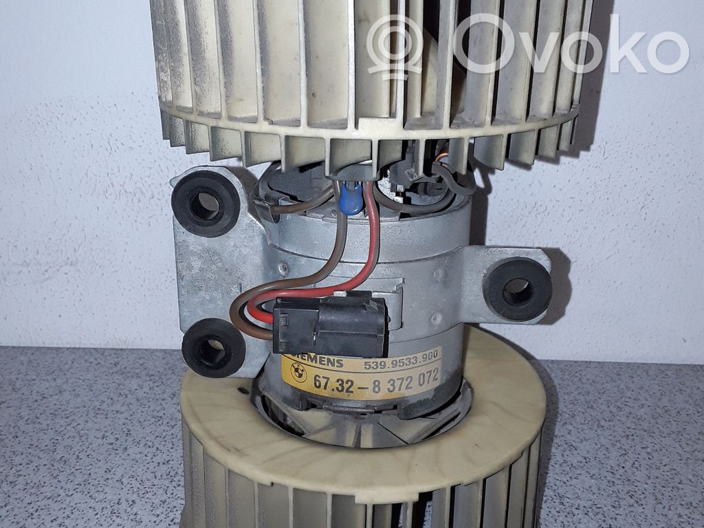 BMW 5 E39 Mazā radiatora ventilators 