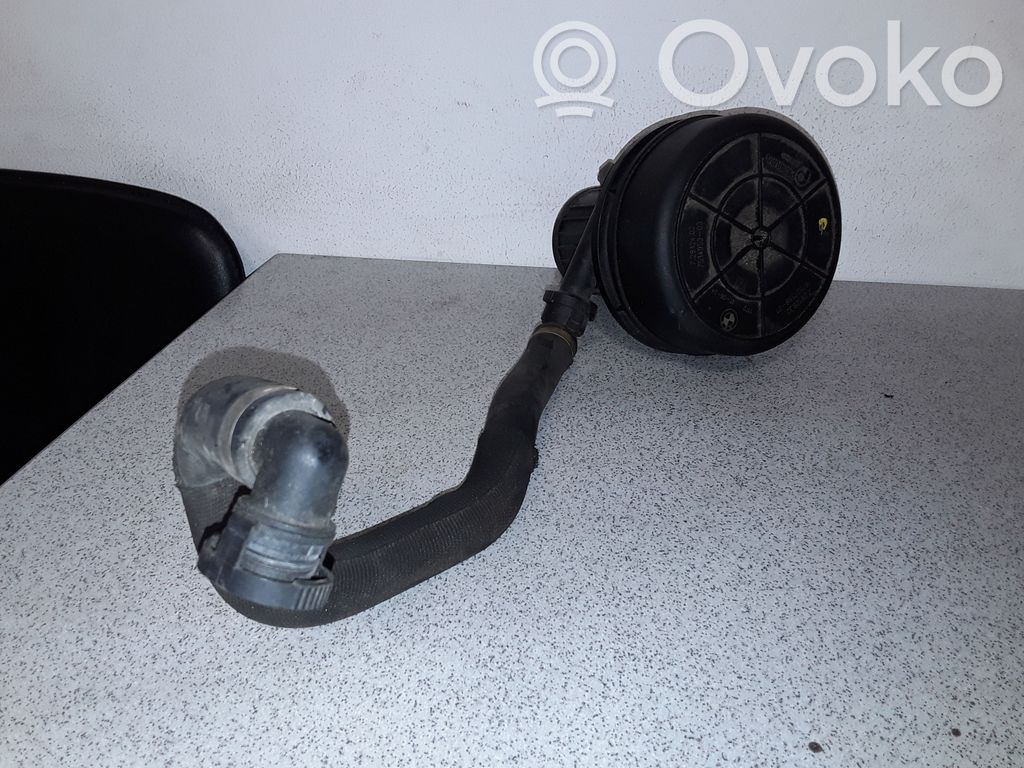 BMW 5 E60 E61 Secondary air pump 