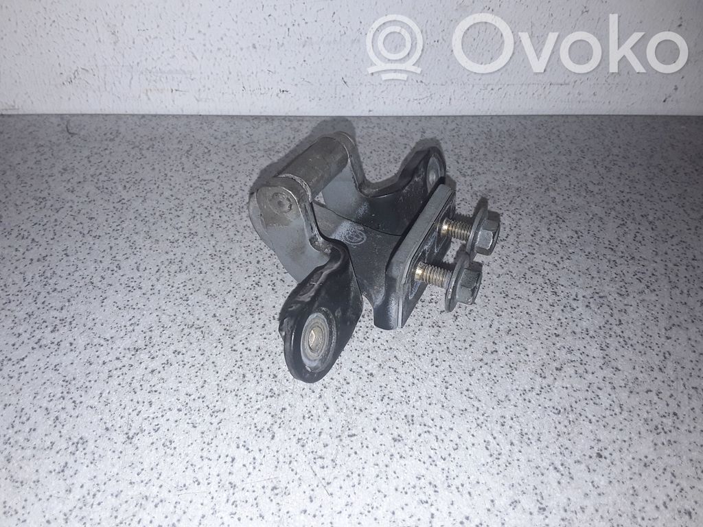 BMW 3 E36 Tailgate/trunk/boot hinge 