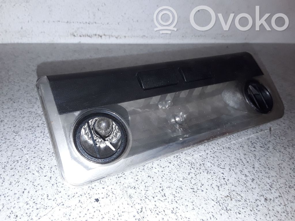 BMW 3 E46 Etuistuimen valo 