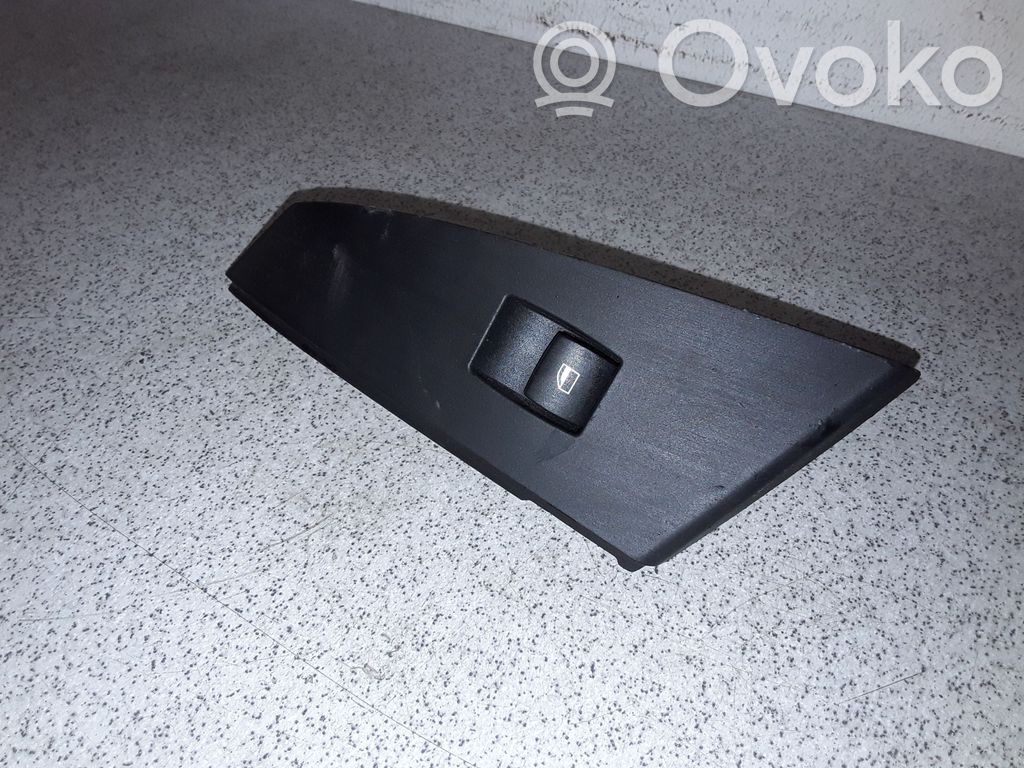 BMW 5 E60 E61 Electric window control switch 