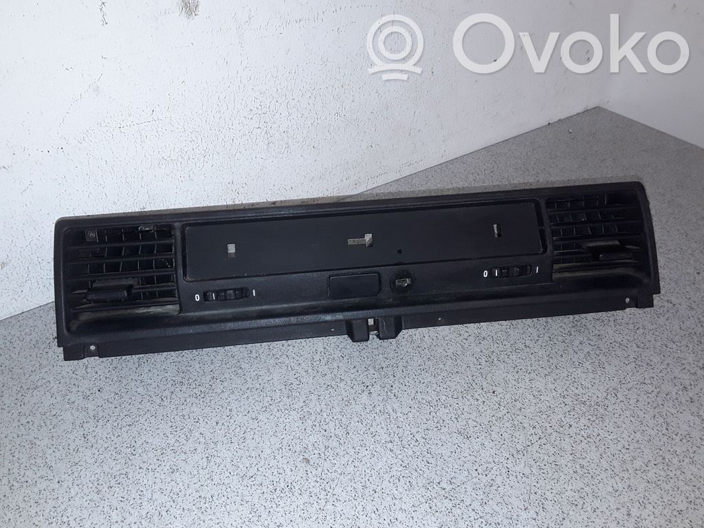 BMW 3 E36 Daiktadėžės (bordačioko) spyna 