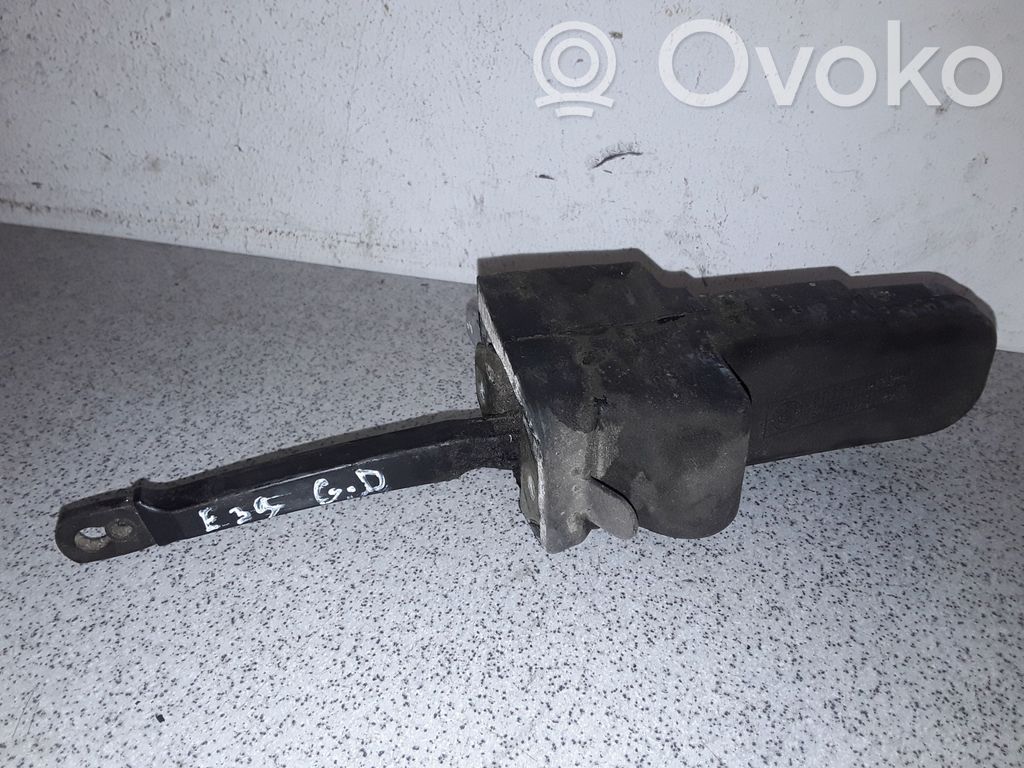 Takaoven pidätin   51218193448,8193448