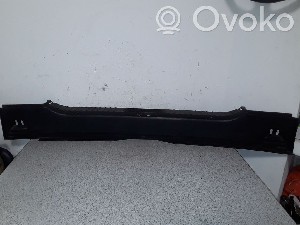 BMW 3 E36 Tailgate trim 