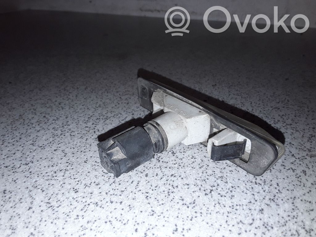 BMW 3 E36 Front fender indicator light 