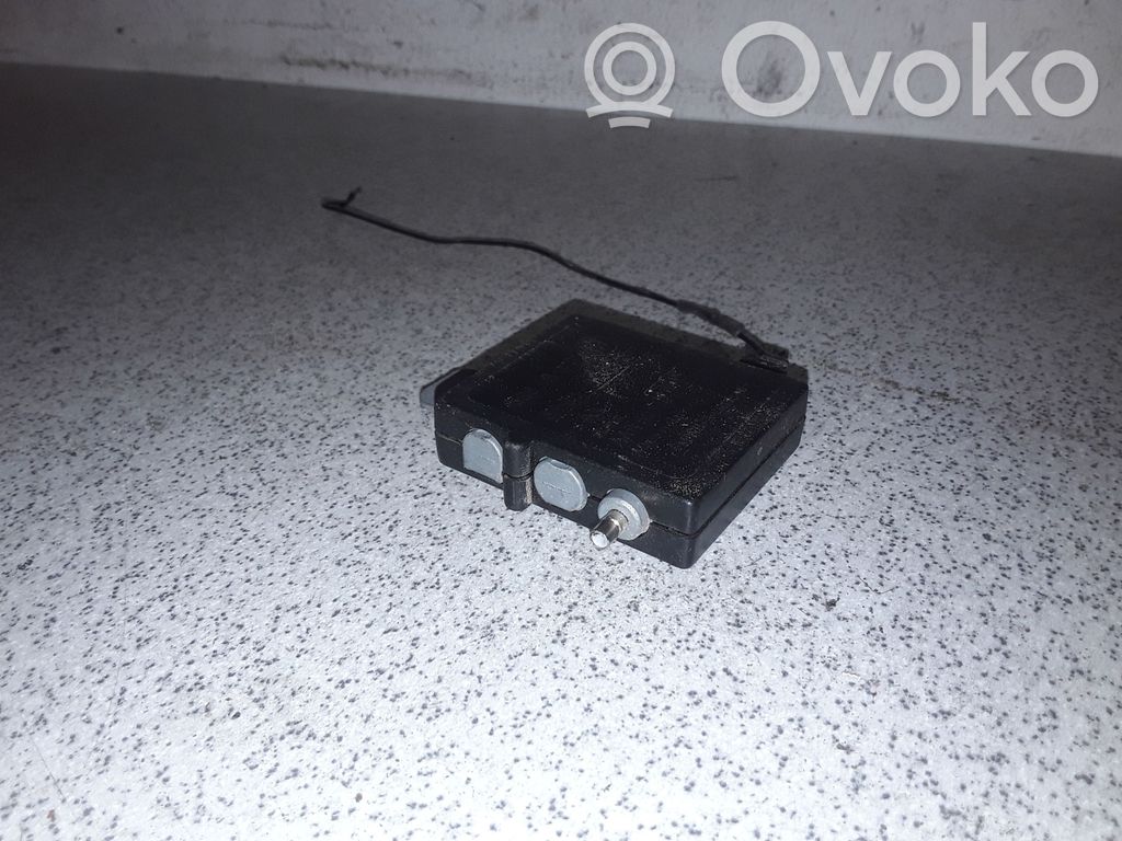 BMW 3 E36 Antenos stiprintuvas 