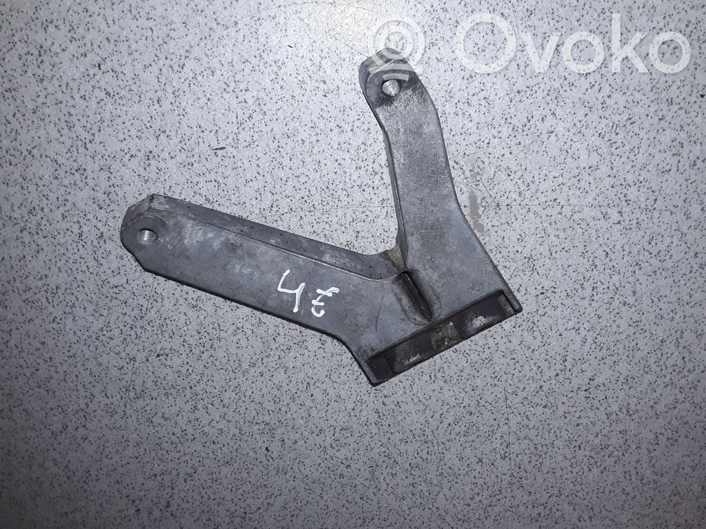 BMW 3 E46 Engine mounting bracket 