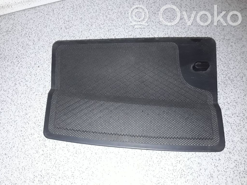 Panelės apdailos skydas (centrinis)   7034131