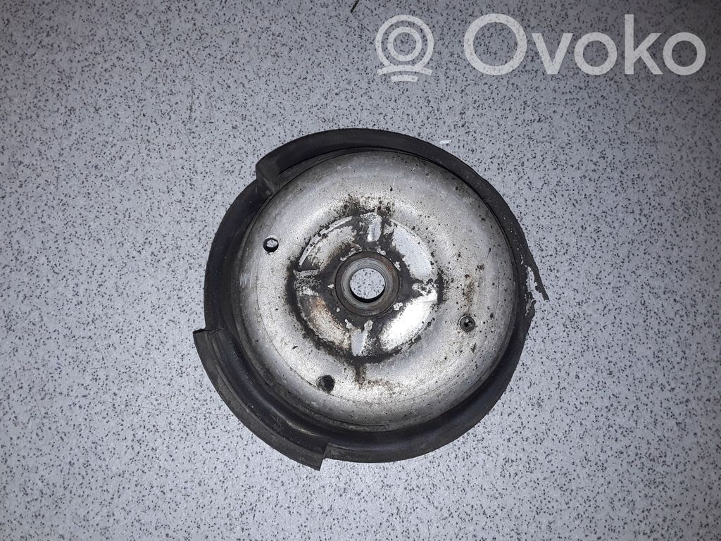 BMW 5 E60 E61 Coil spring/strut mount 