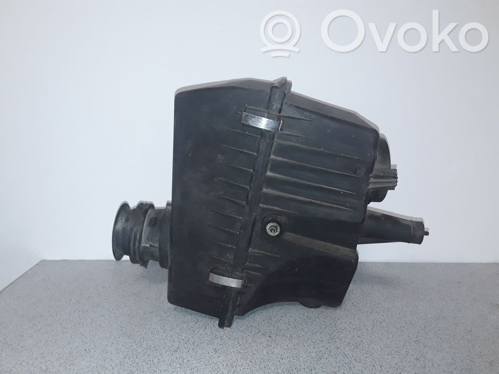 BMW 5 E34 Air filter box 