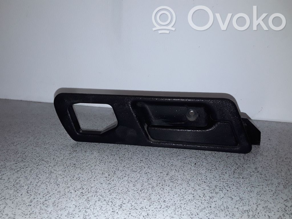 Manecilla interna puerta delantera   51211944370,1944370