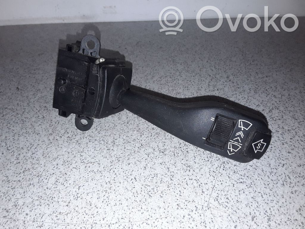 BMW 5 E39 Valytuvų rankenėlė 