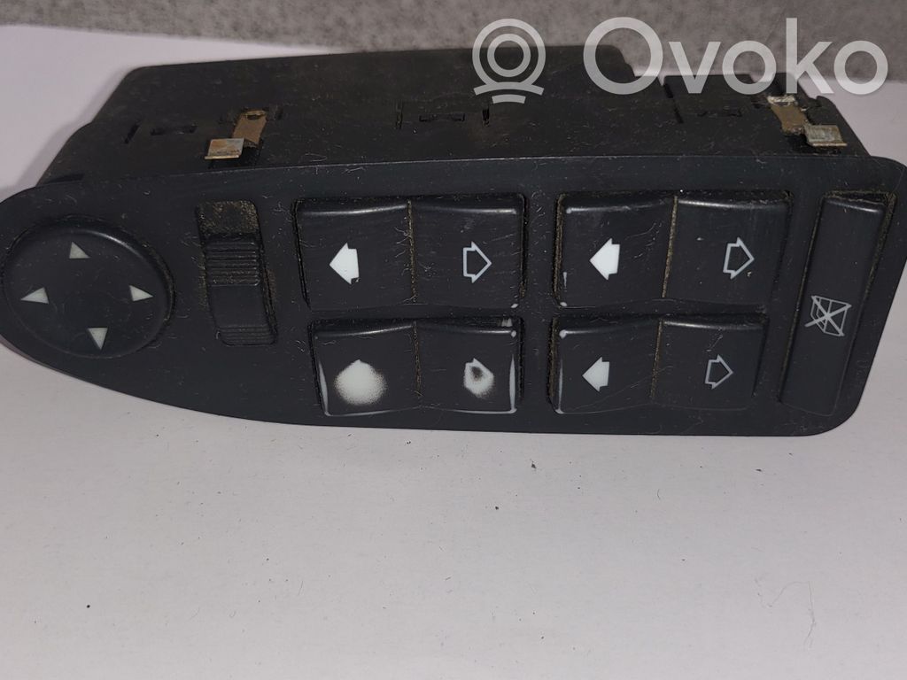 Electric window control switch   4392525