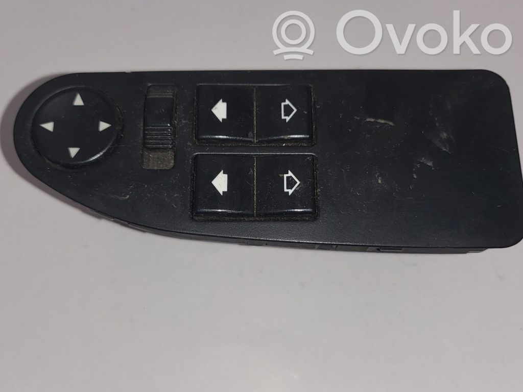 BMW 5 E39 Electric window control switch 