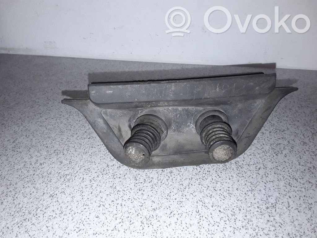 BMW 5 E34 Engine coolant pipe/hose 