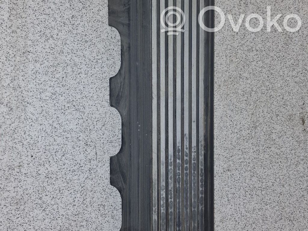 BMW 3 E36 Engine cover (trim) 