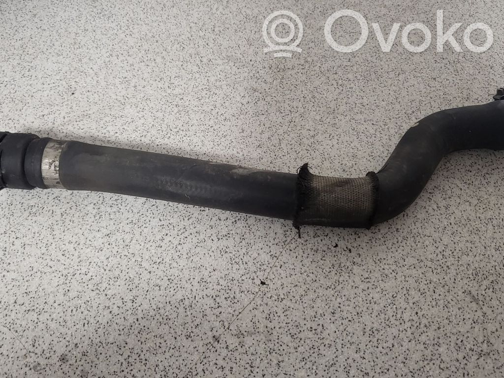 BMW 5 E39 Engine coolant pipe/hose 